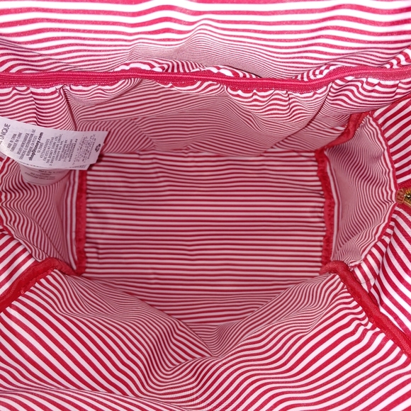 Brand New Disney Store Mickey Mouse Icon Flair Red Pin Backpack Limited Edition - Picture 9 of 10